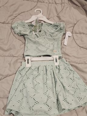Tahari Girls' Mint Eyelet Two-Piece Skirt Set